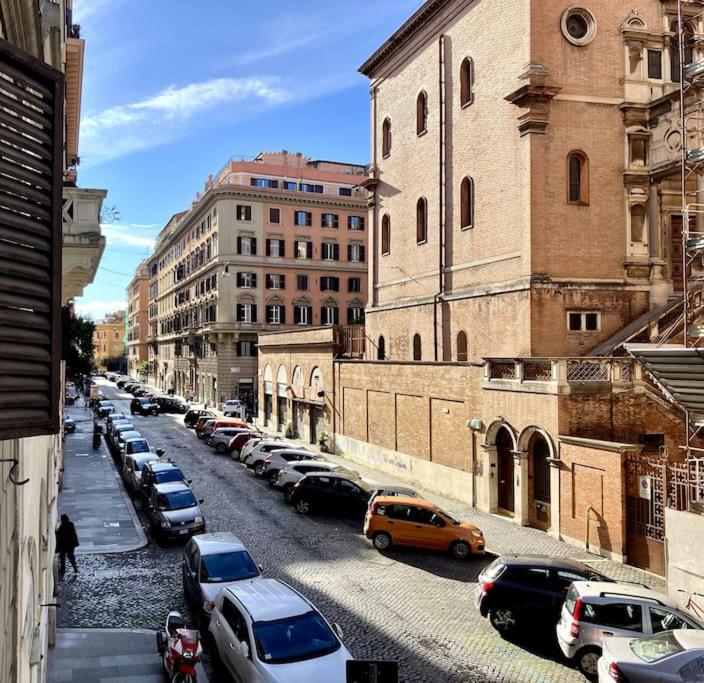 Moderno A Due Passi Dal Colosseo Apartment Rom